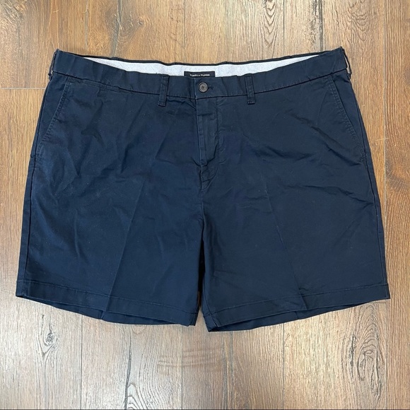Tommy Hilfiger flat front shorts SZ 44 - Picture 1 of 4